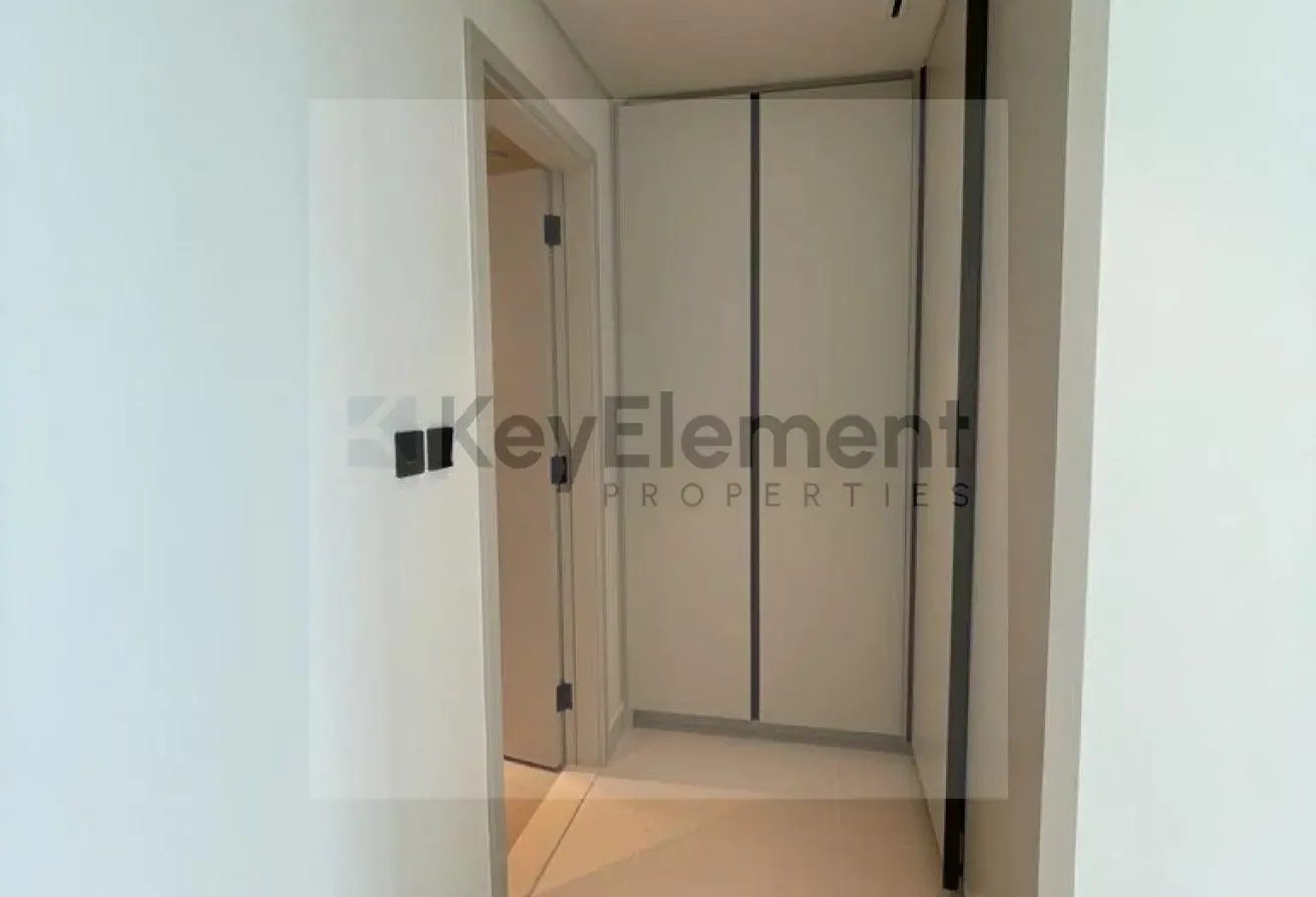 Marina Vista Tower 2, 3 BR Apartment