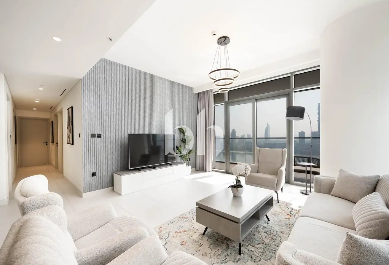 Corner Unit | Chiller Free | Full Marina Sea View