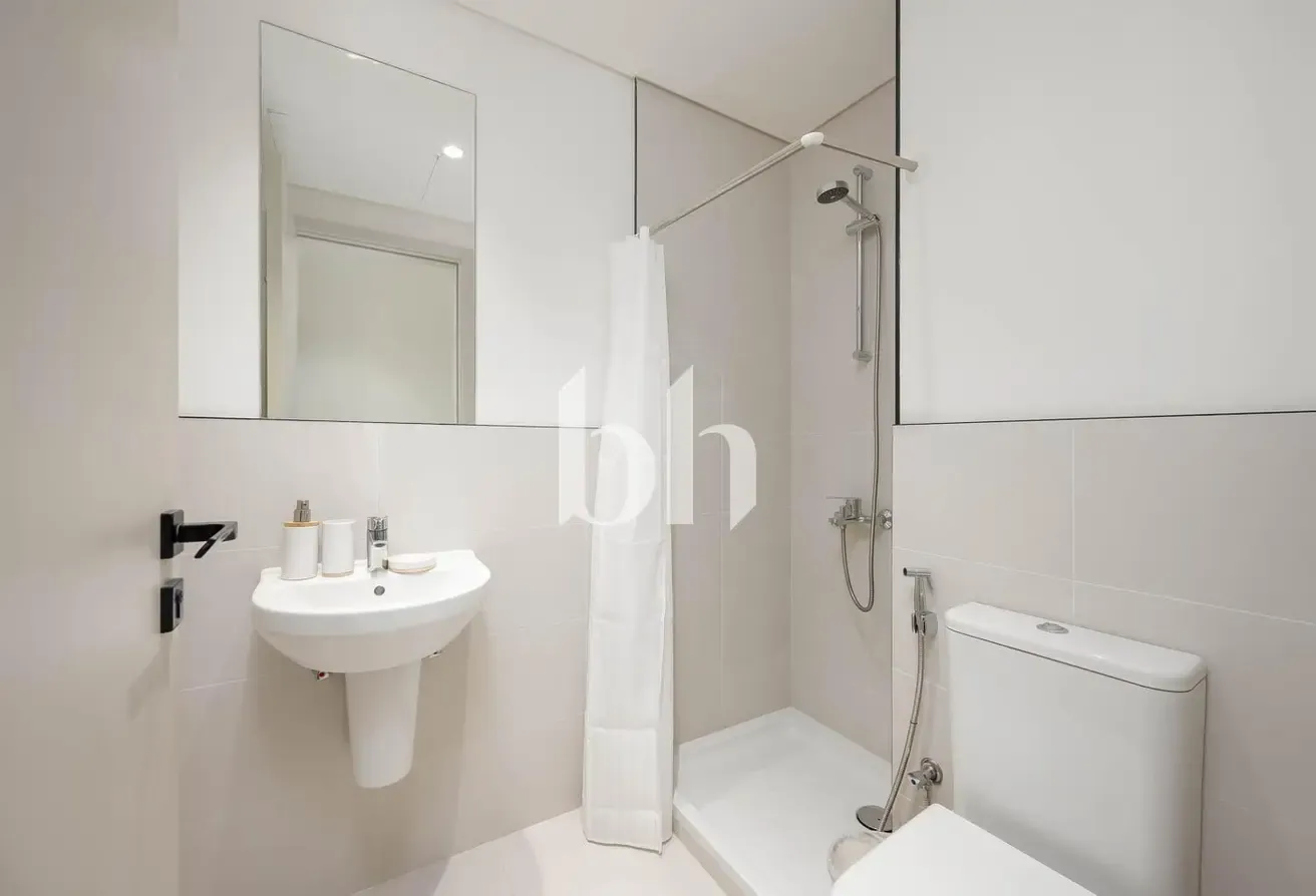 Corner Unit | Chiller Free | Full Marina Sea View