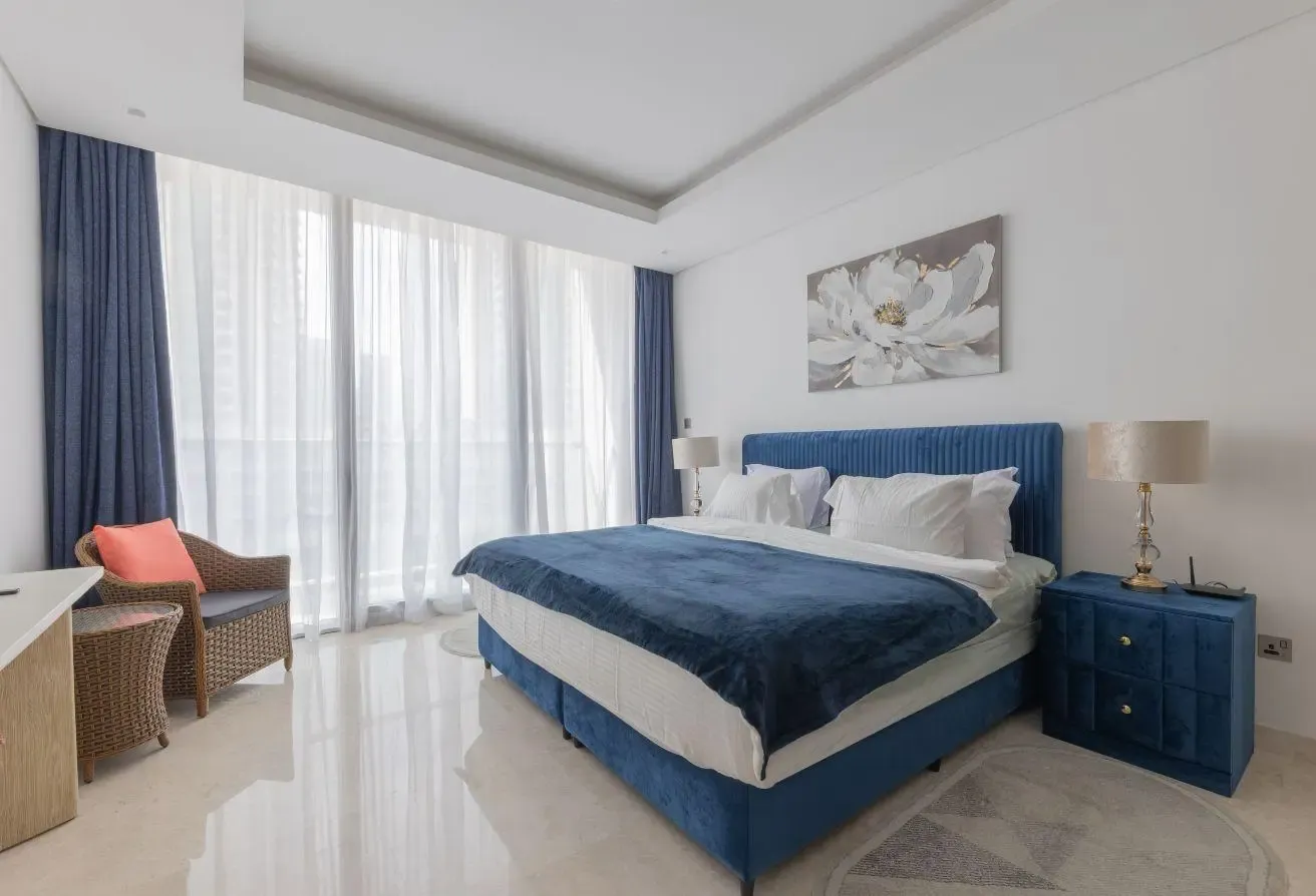 Sterling West House | Premium low-rise luxury