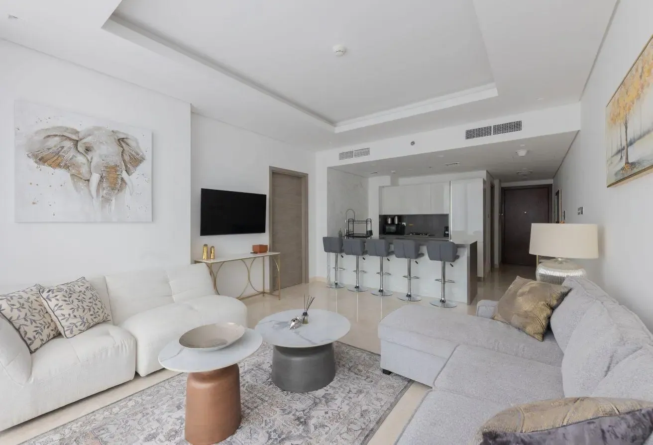 Sterling West House | Premium low-rise luxury