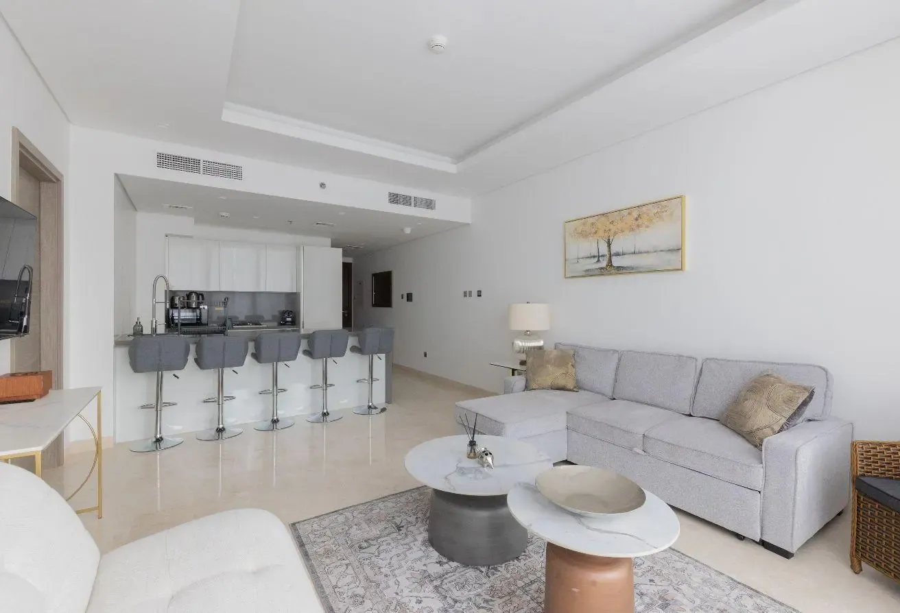Sterling West House | Premium low-rise luxury