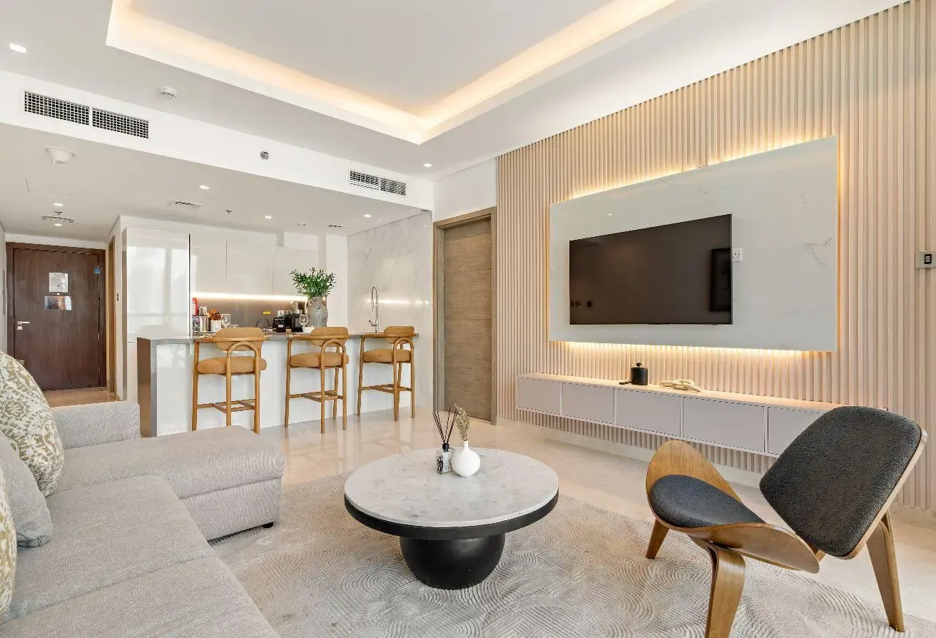 Burj Khalifa View | Luxury 1BR in Sterling East