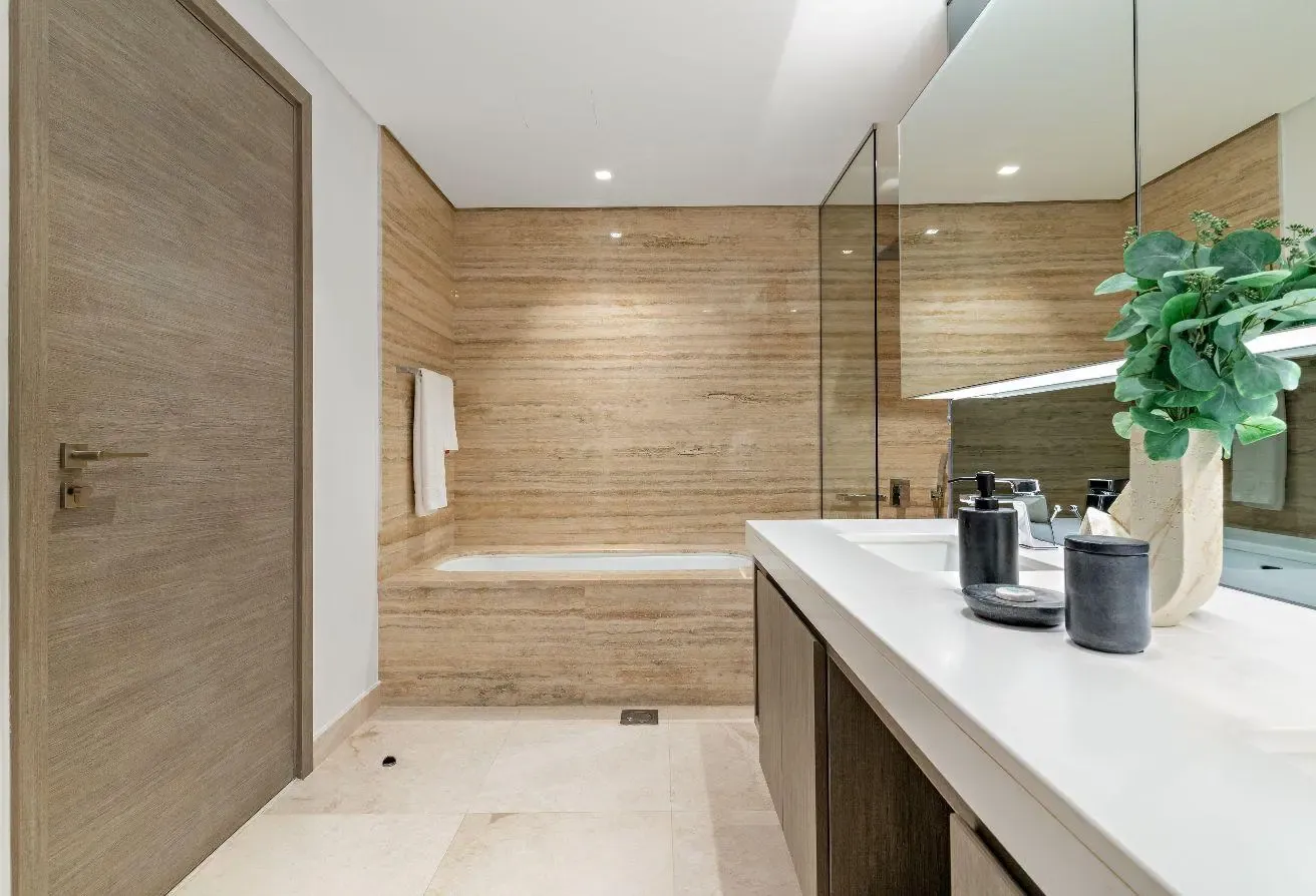 Burj Khalifa View | Luxury 1BR in Sterling East