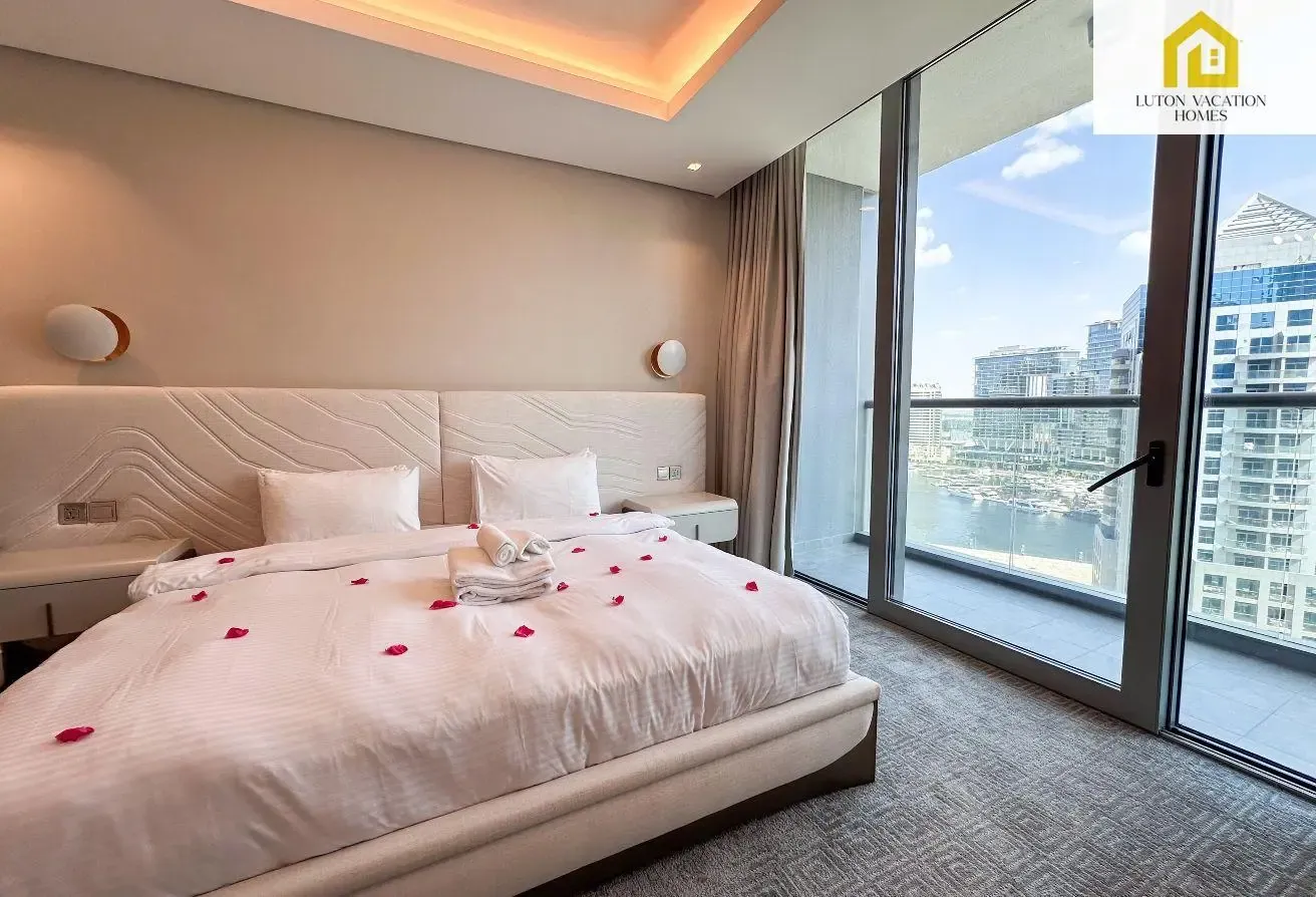 Chic 1-Bedroom in Sterling Tower, Downtown Stay
