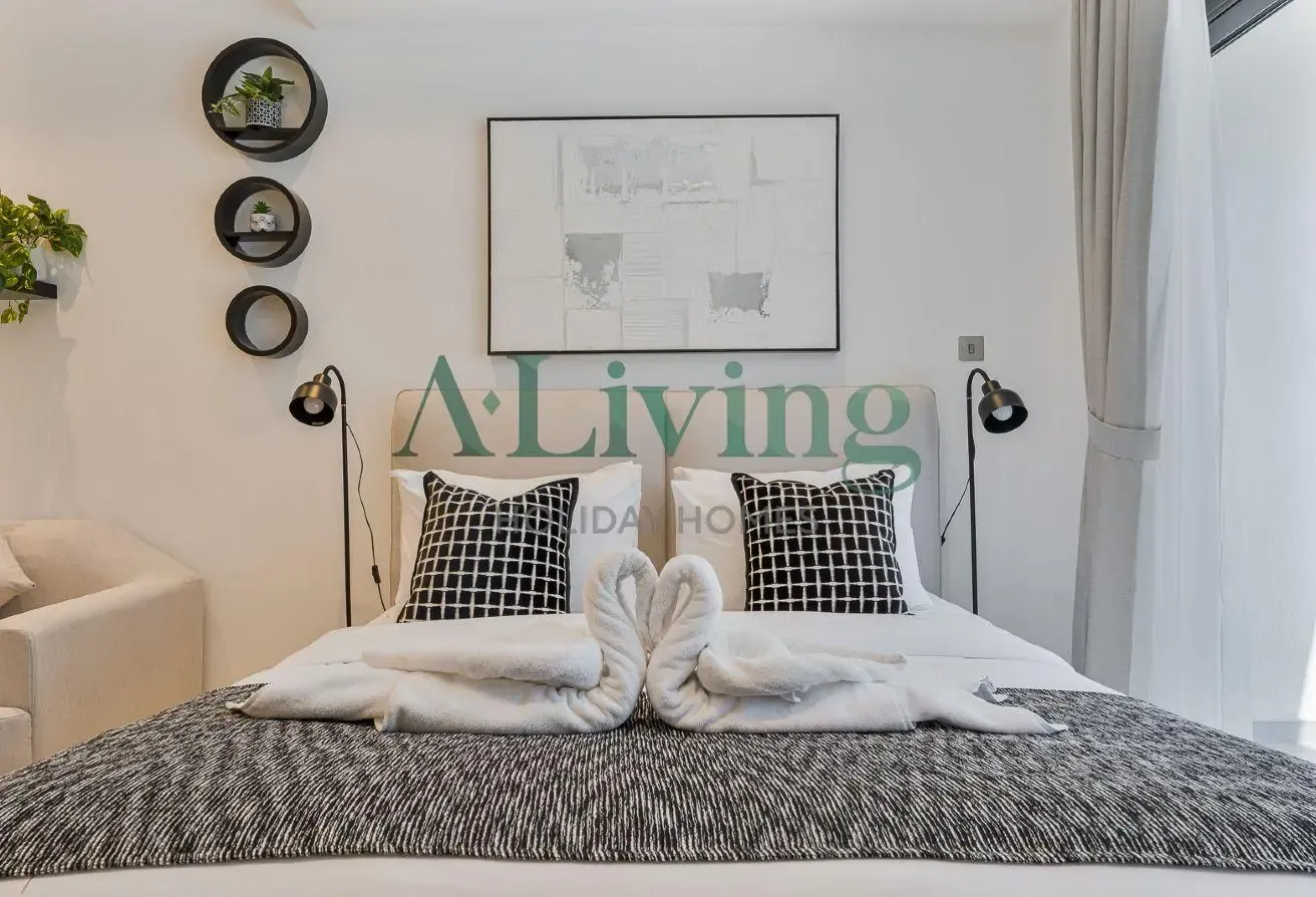 Business Bay | The Sterling East House | Studio