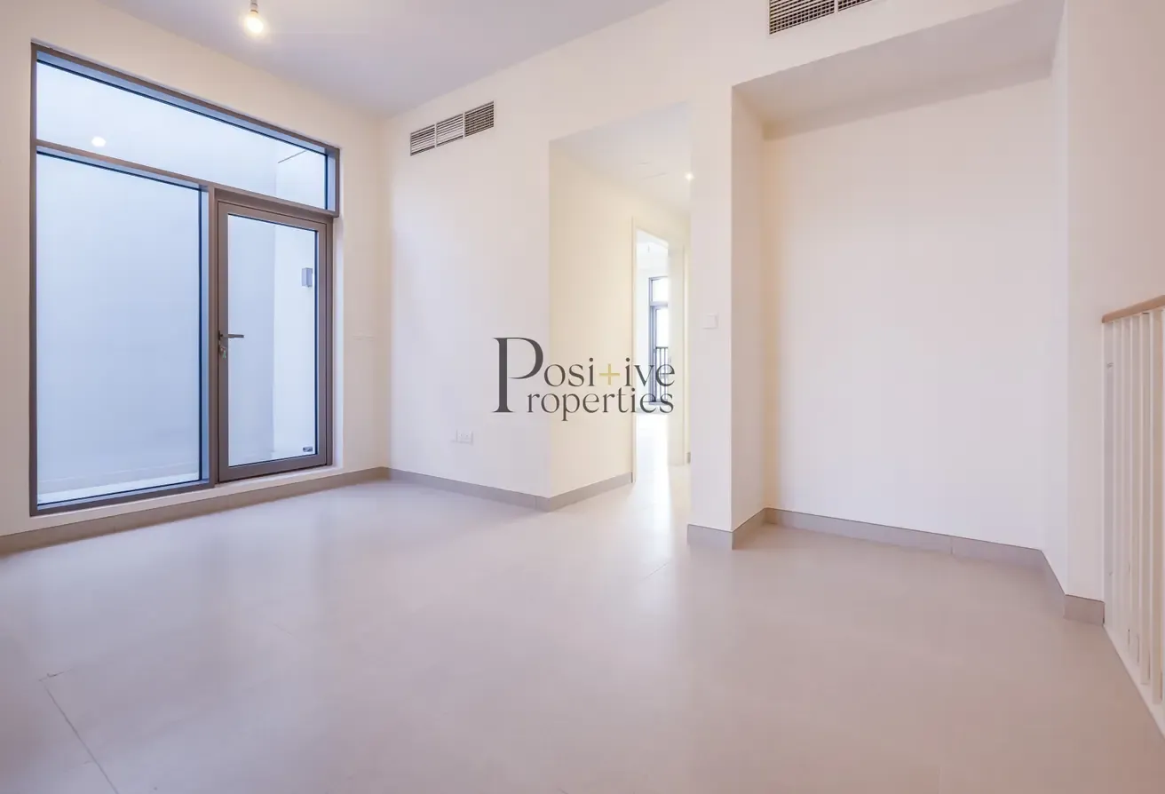 Single Row | Spacious Layout | Book Today