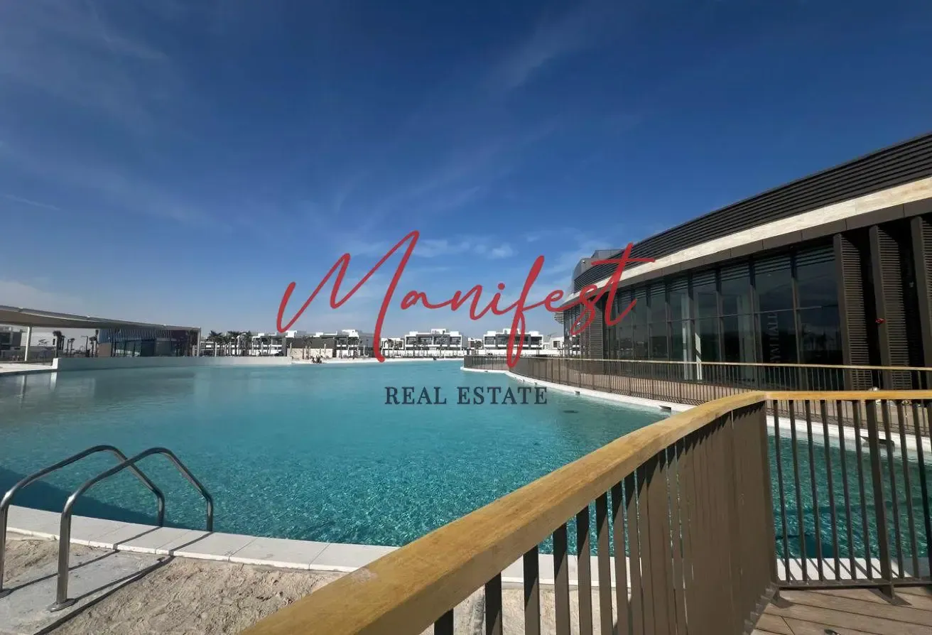 Premium Location | Single row | Spacious