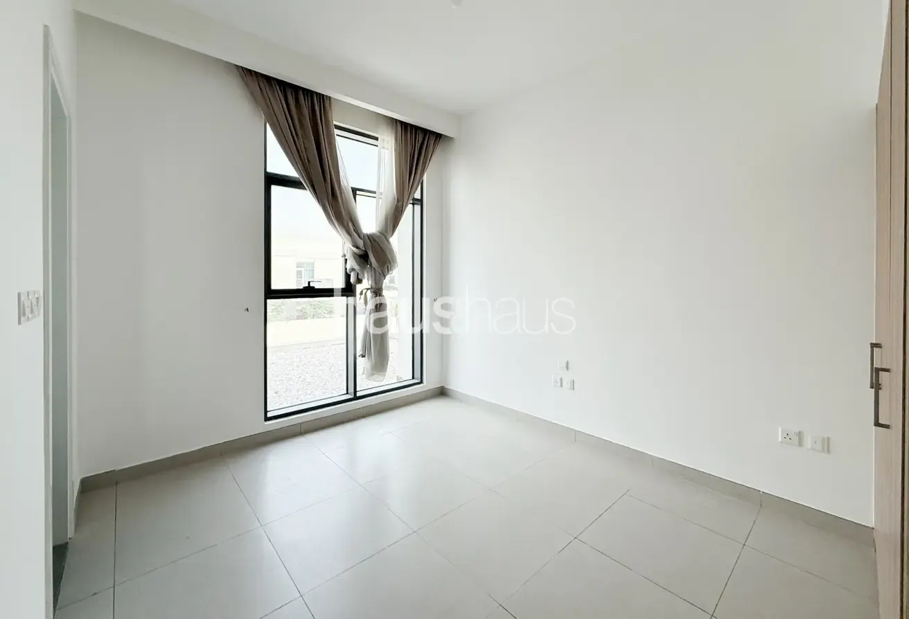 Largest PLOT| Corner Unit | Semi Detached | SEPT