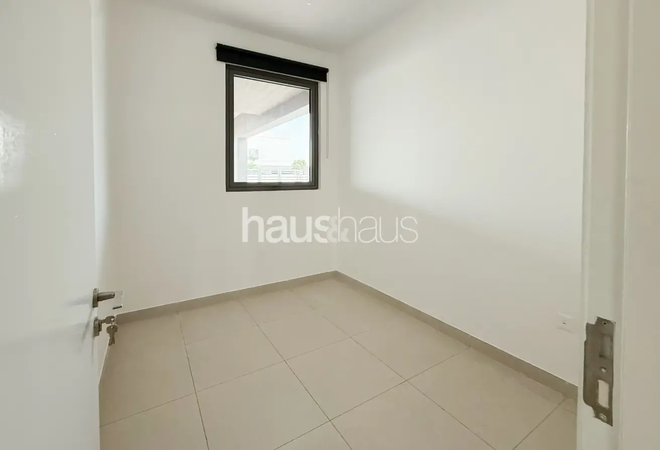 Largest PLOT| Corner Unit | Semi Detached | SEPT