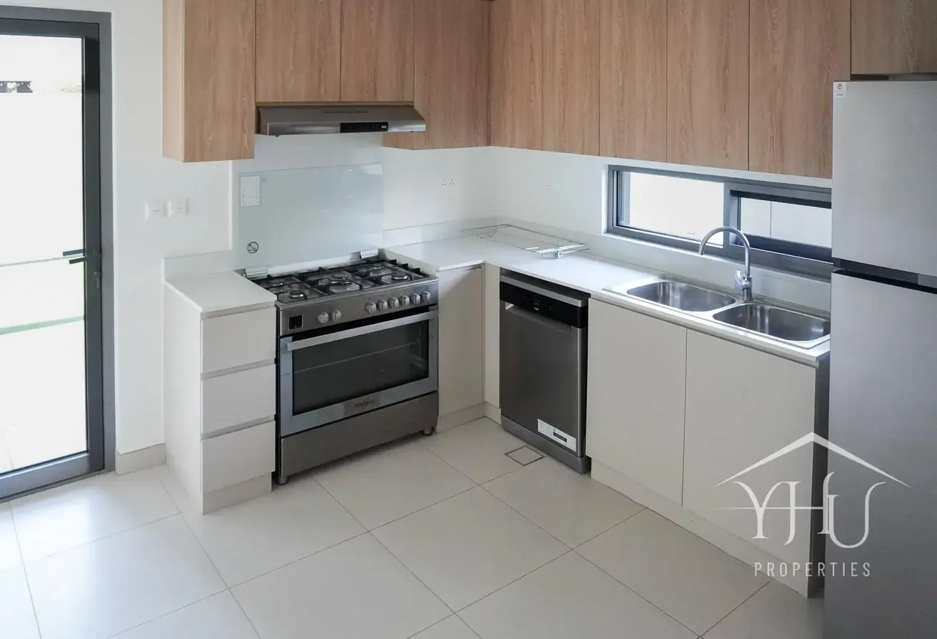 Corner Plot | Spacious | Vacant | Lowest Price