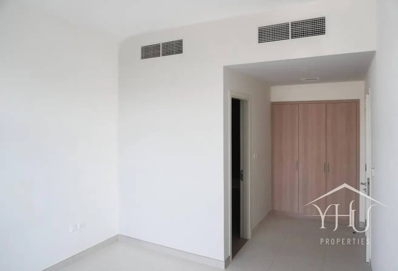 Corner Plot | Spacious | Vacant | Lowest Price