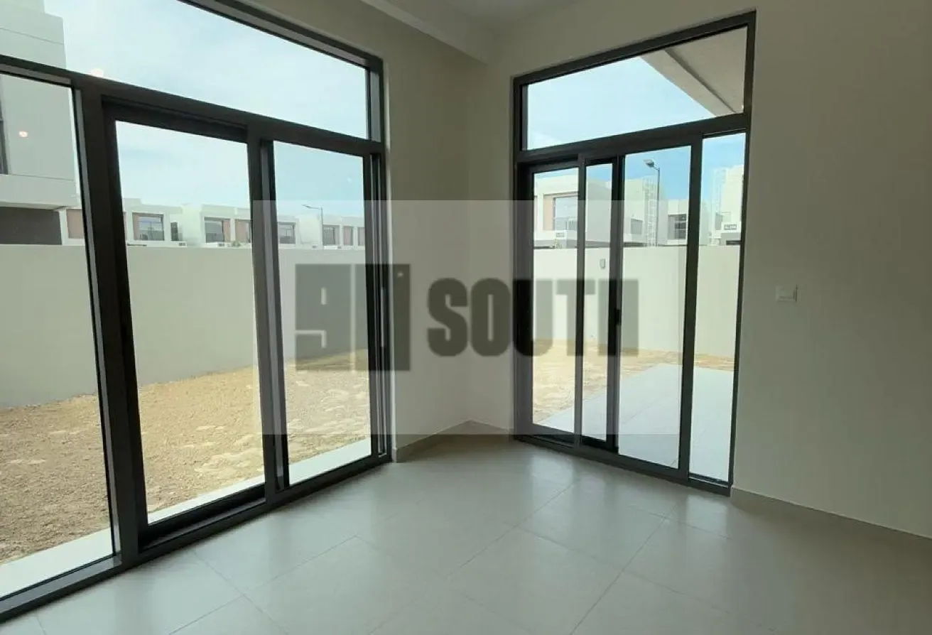 Semi-Detached Villa | Large Layout | Luxury Living