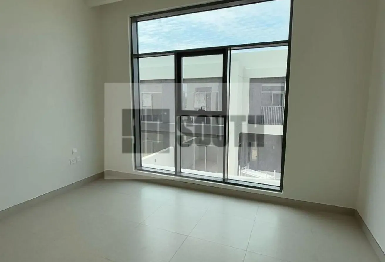Semi-Detached Villa | Large Layout | Luxury Living