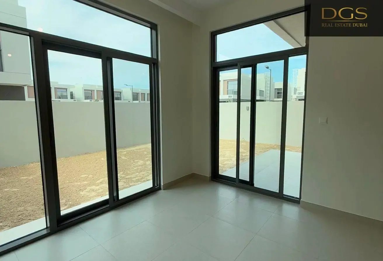 Corner Unit | Landscaped Garden | Available August