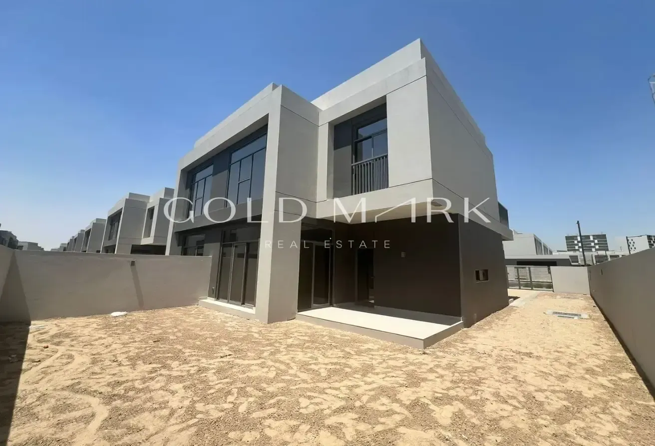 Upgraded | VASTU | Vacant