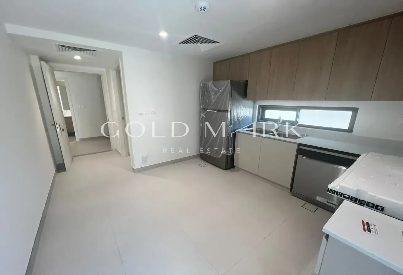 Upgraded   |   VASTU   |   Vacant