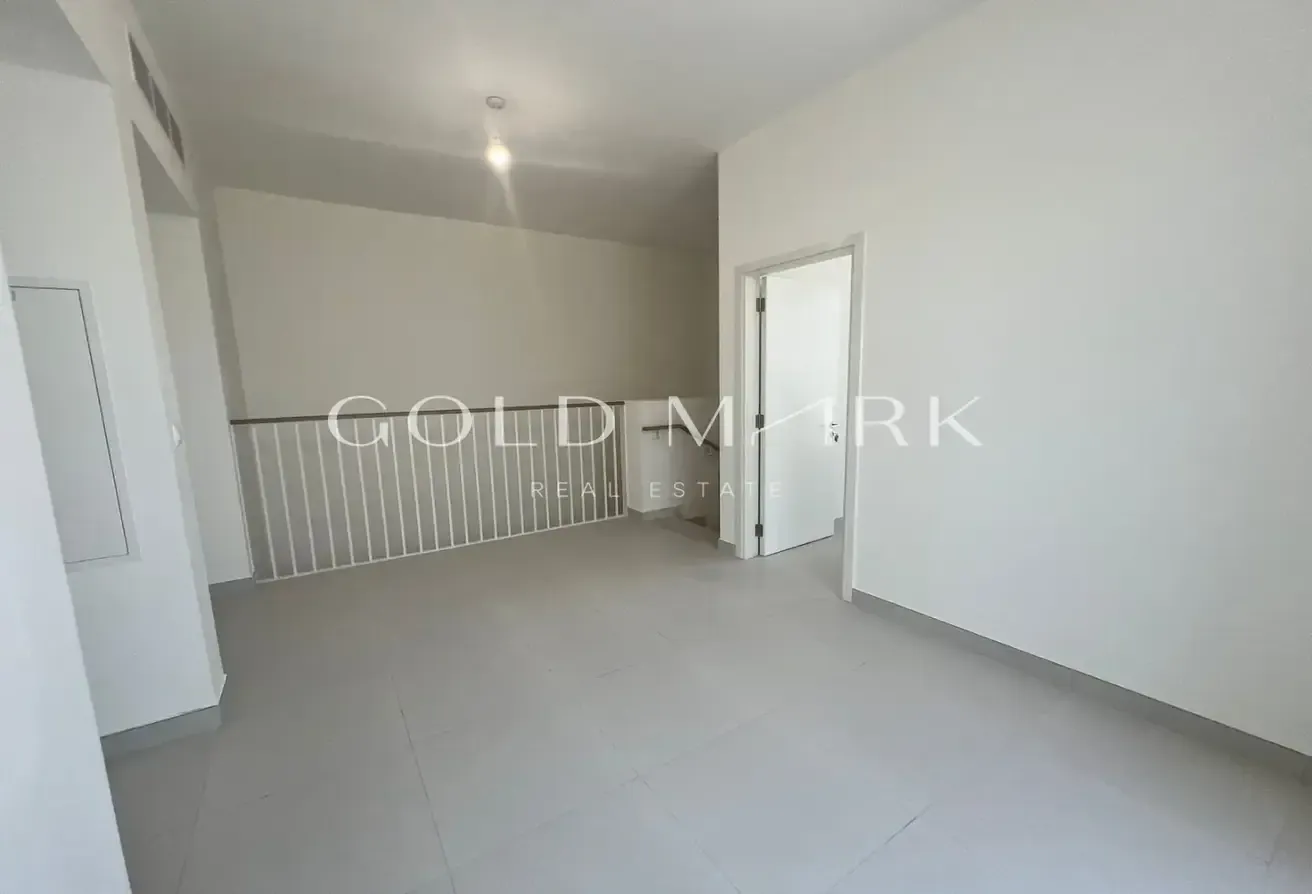 Upgraded   |   VASTU   |   Vacant