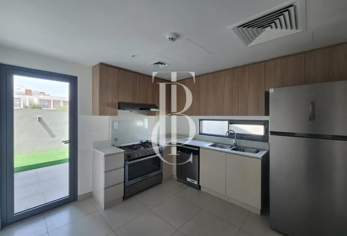 3 En-Suite Beds | Beachfront Lagoon | Family Ready