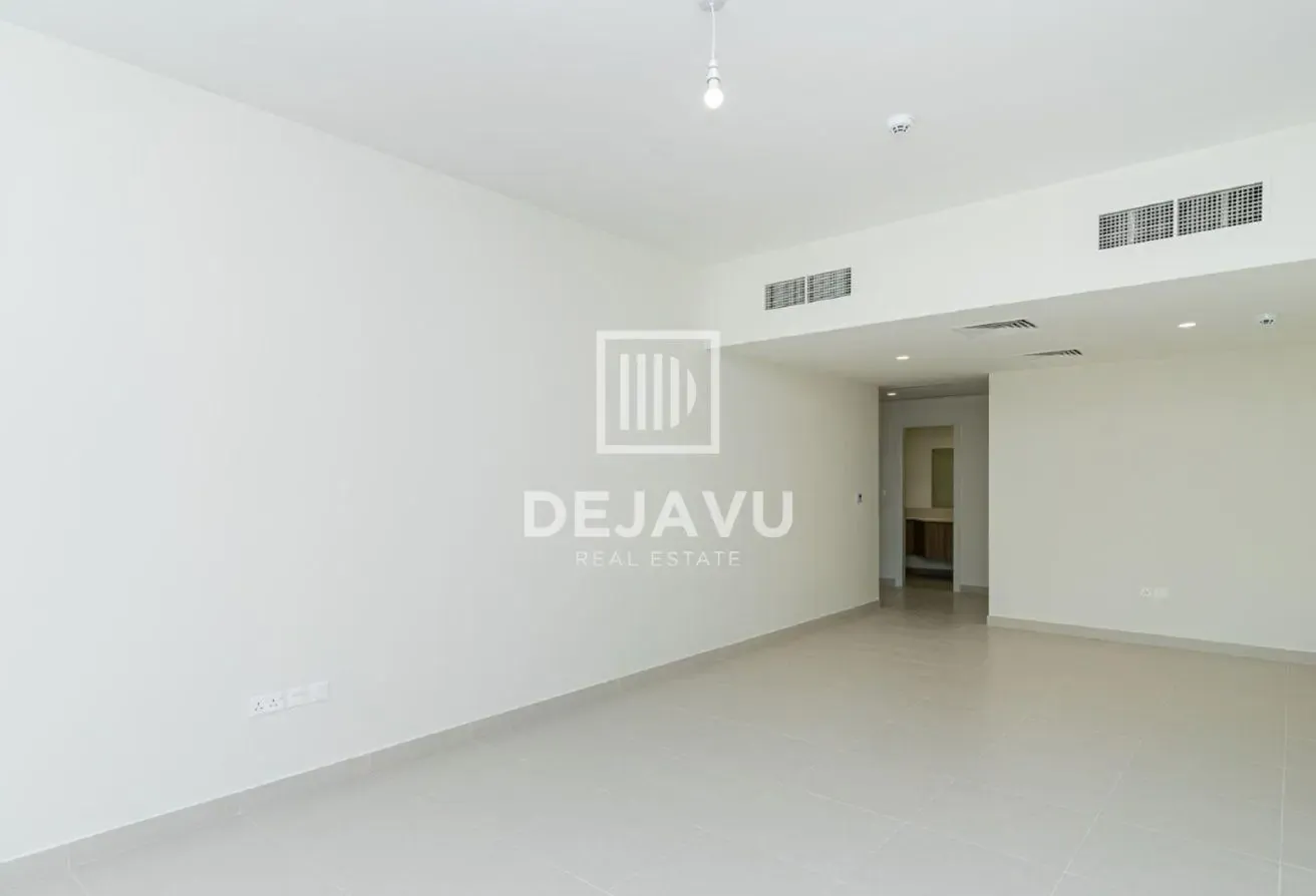 Bright Villa With Excellent Community Amenities