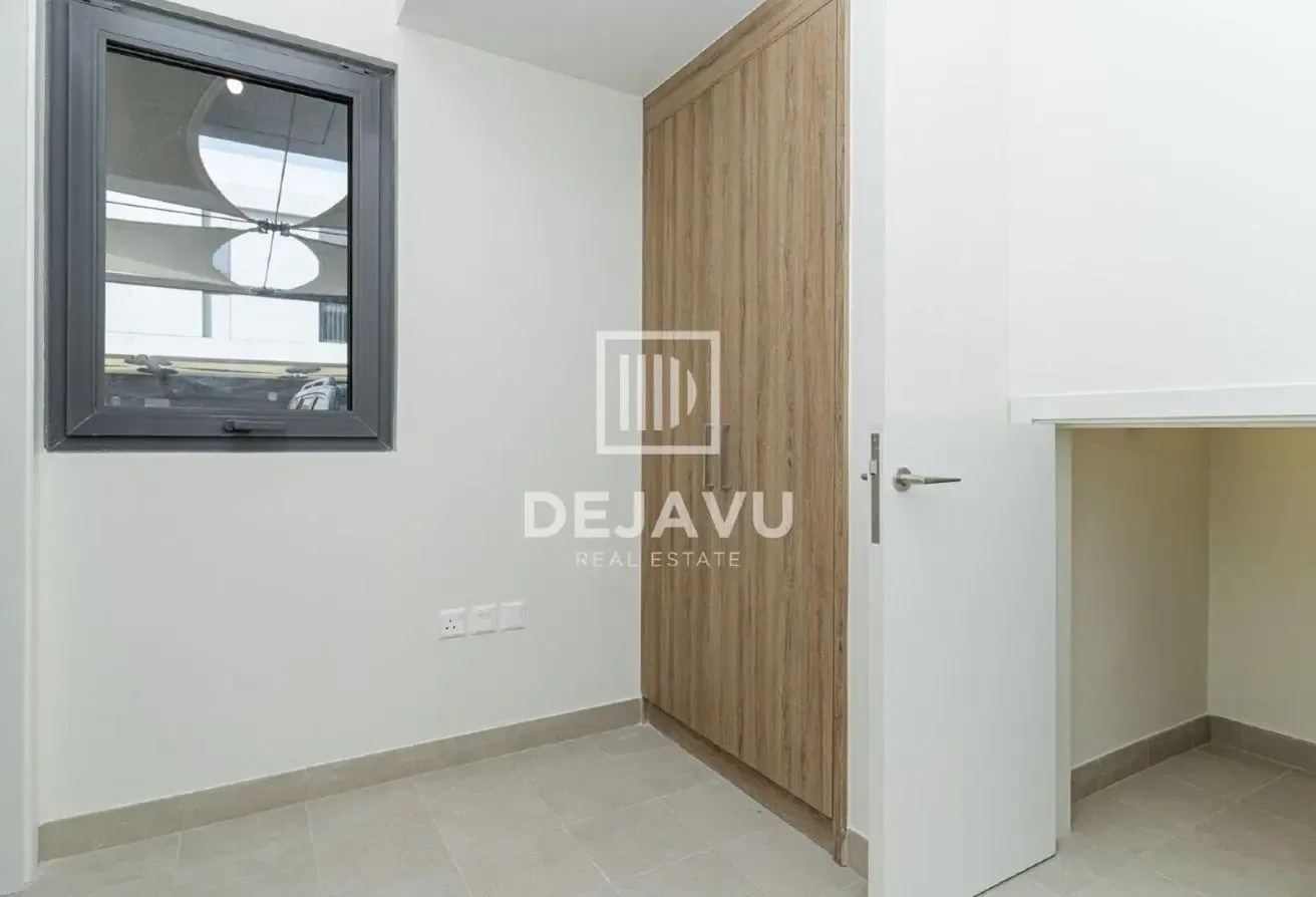 Bright Villa With Excellent Community Amenities