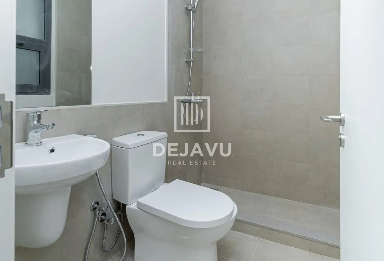 Bright Villa With Excellent Community Amenities