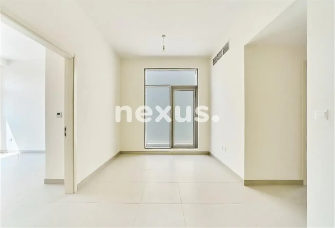 Landscaped | Single Row | Well Maintained | Ready