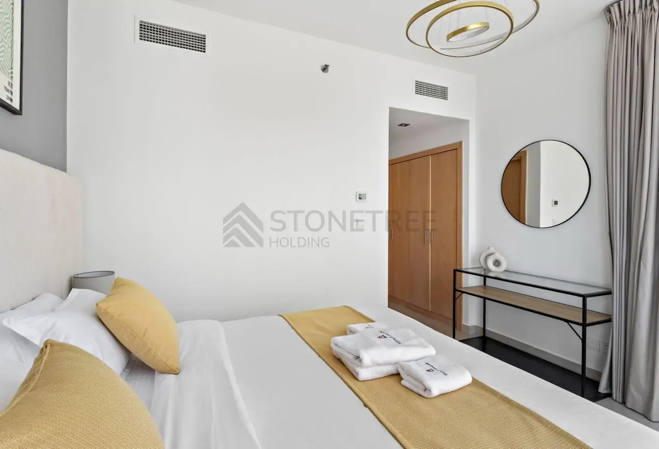 12 CHEQUES | Cozy 1 BR | Near Beach