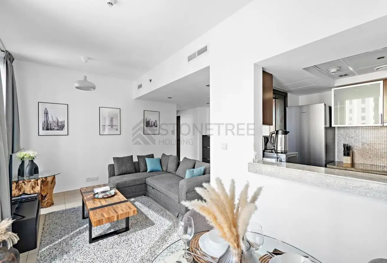12 CHEQUES | Sea View | Near by the beach