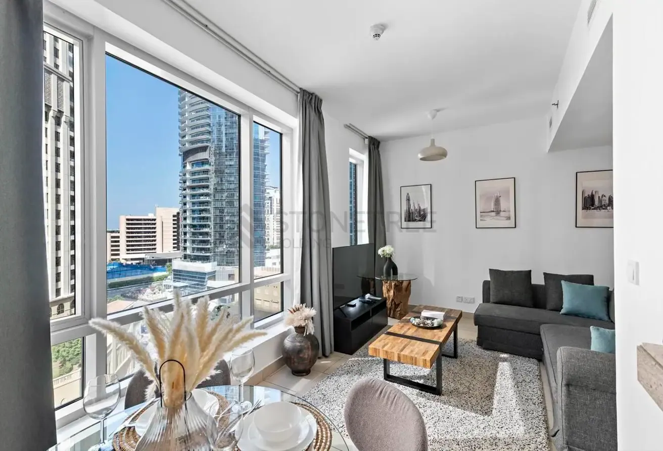 12 CHEQUES | Sea View | Near by the beach