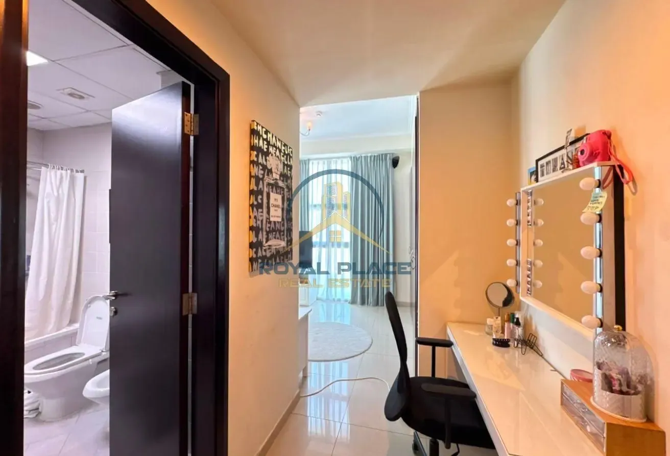 VACCANT READY TO MOVE | UPGRADED | UNFURNISHED