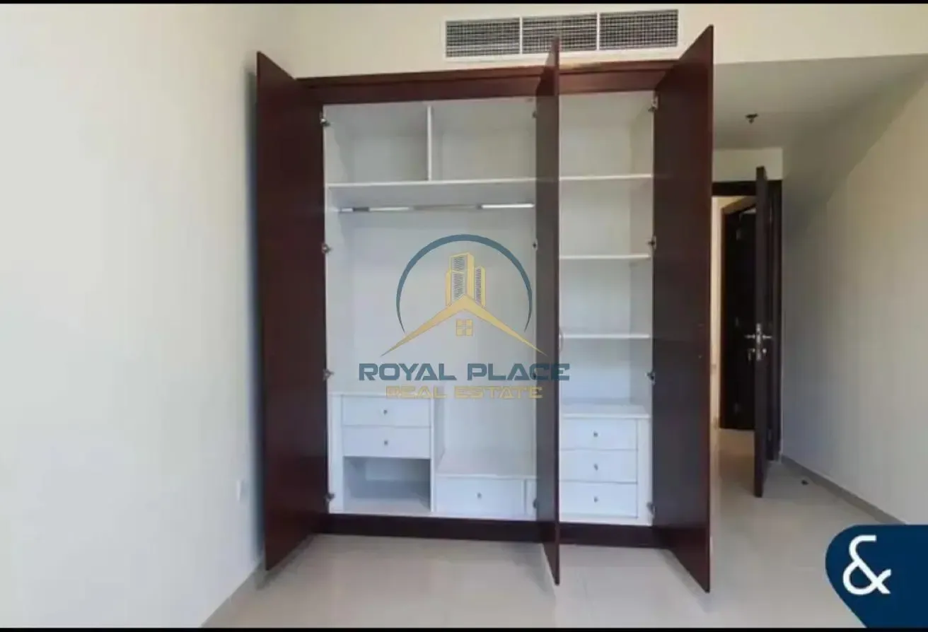 2 BEDROOM | VACCANT | UNFURNISHED