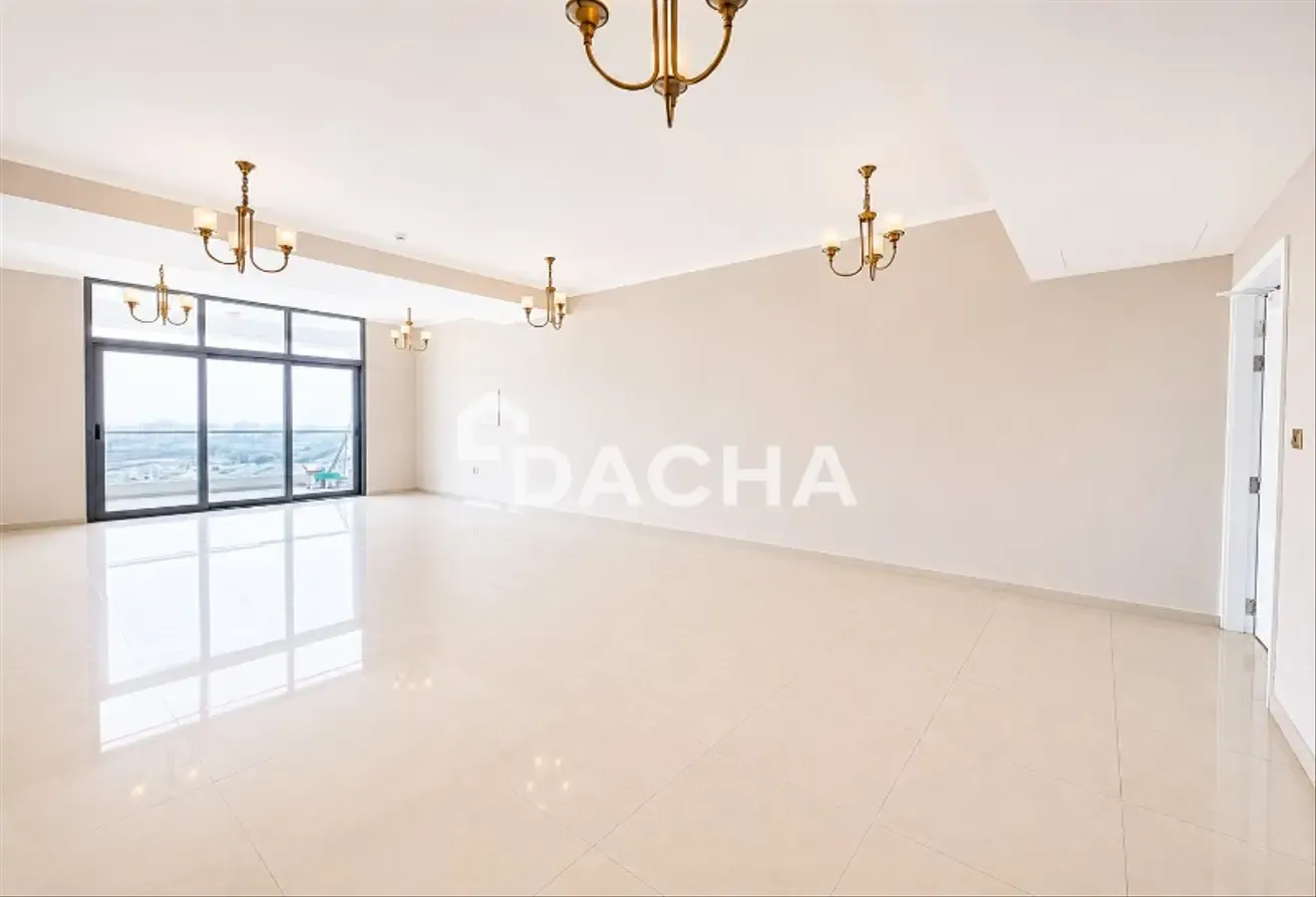 Sea View | Marina View | Fully Upgraded | Vacant