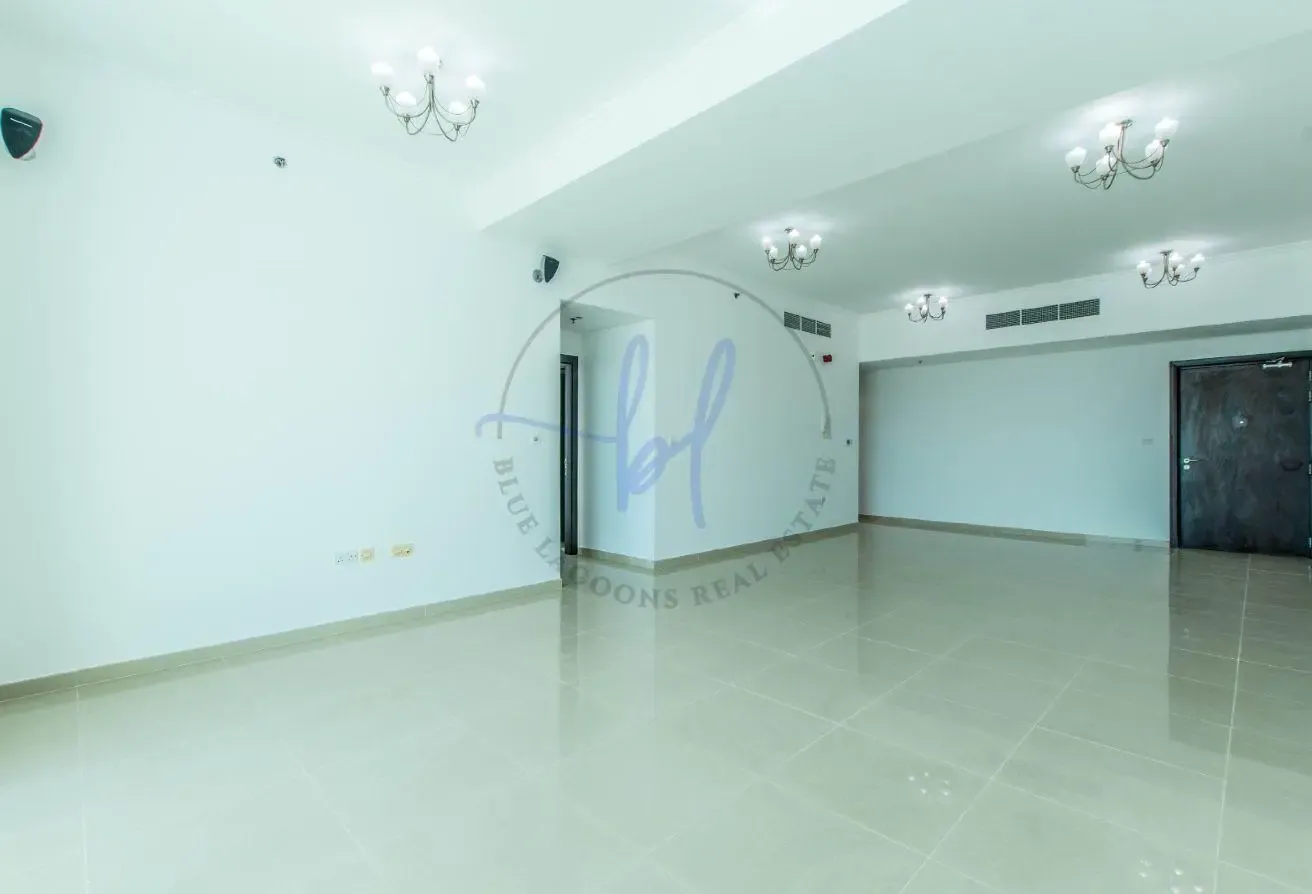 Marina Living | Expansive Unit | One Month Free