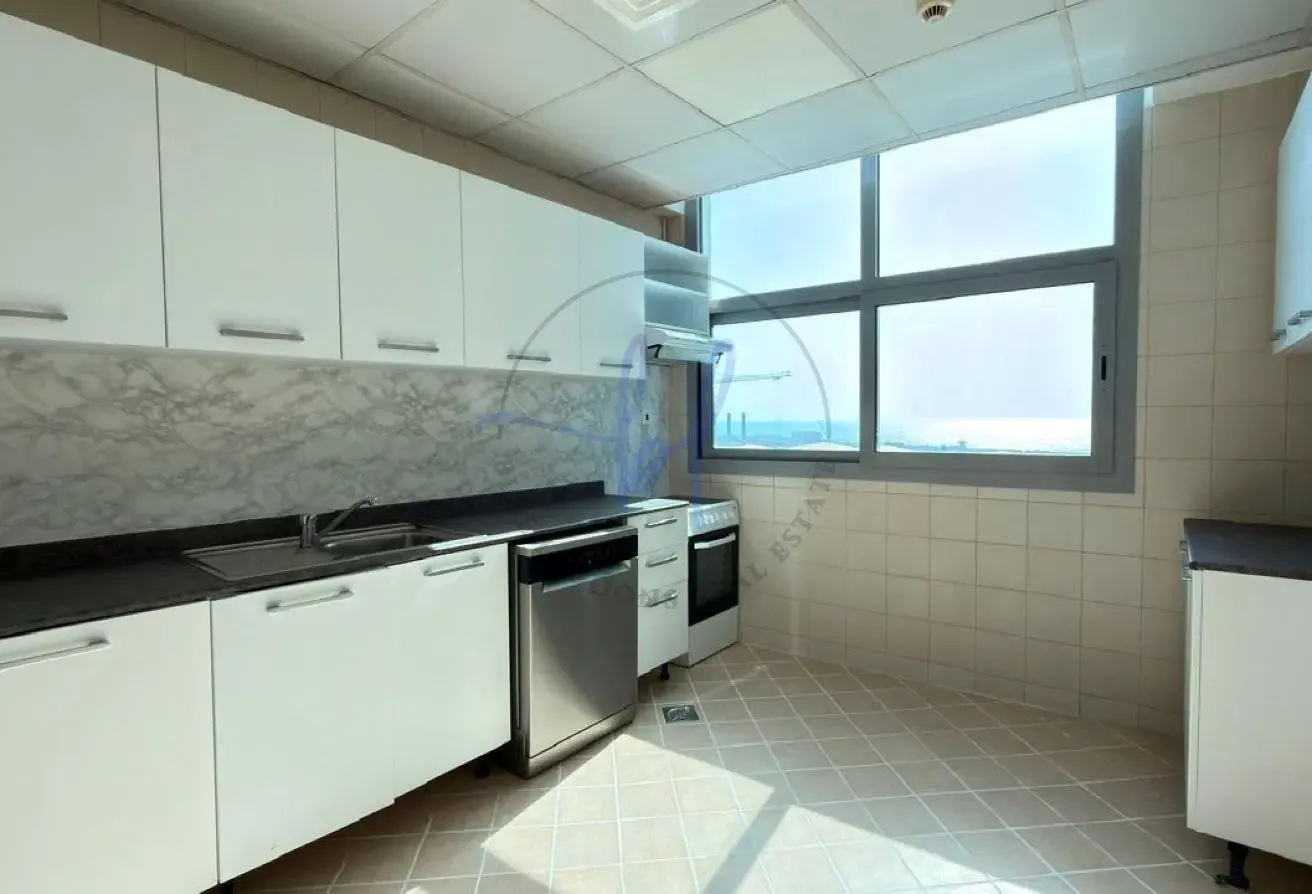 Spacious Living Room| Ready to Move In | Call Noww