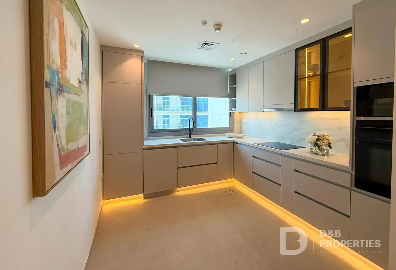 Luxury 2BR | Stunning Marina View Home