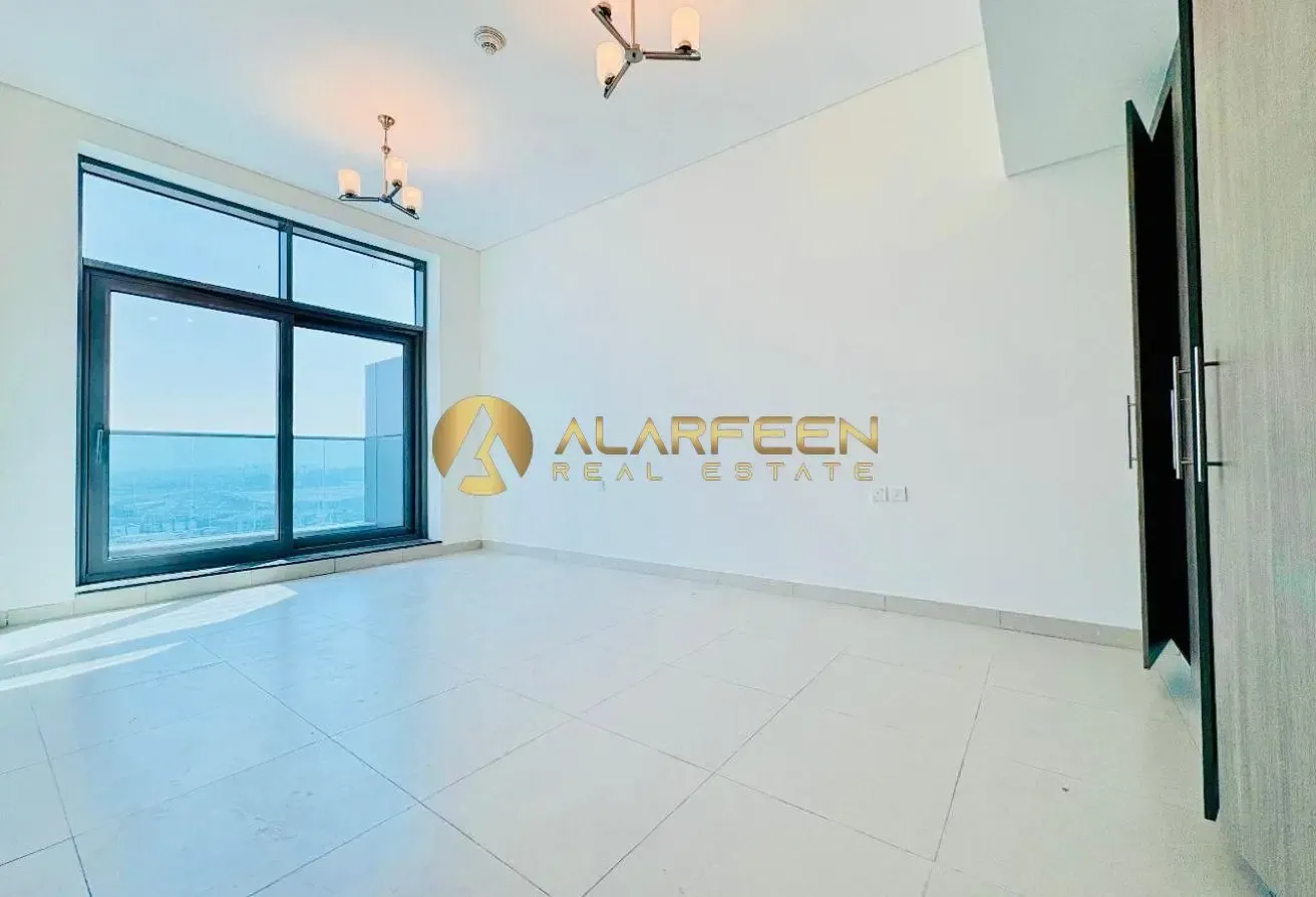 Chiller Free| 3 BR + Maid| Penthouse| Huge Terrace
