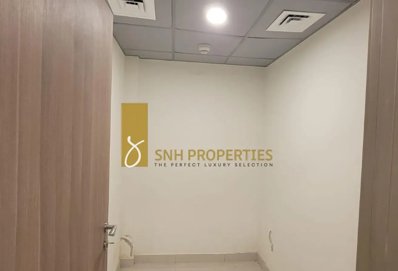 2 BR | PRIME LOCATION | READY TO MOVE
