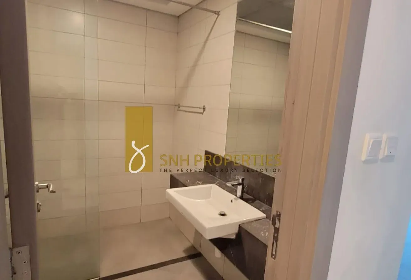 2 BR | PRIME LOCATION | READY TO MOVE
