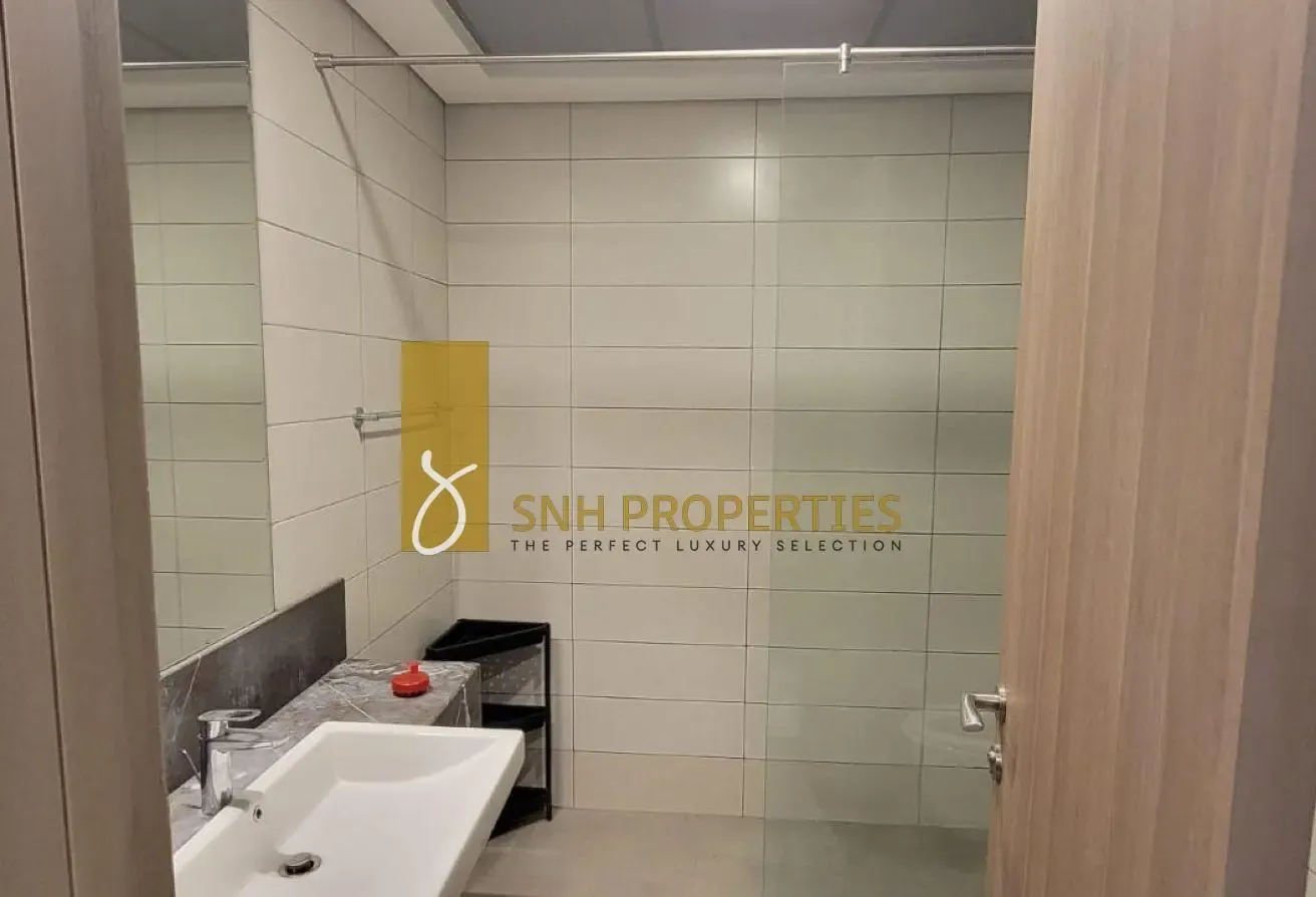 2 BR | PRIME LOCATION | READY TO MOVE