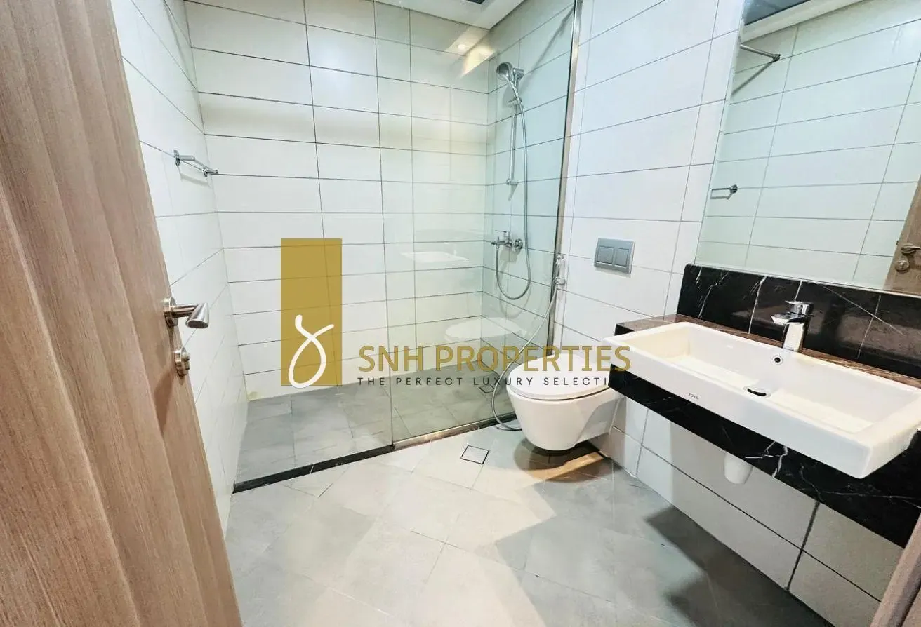 HUGE 2BR | PRIME LOCATION | READY TO MOVE IN