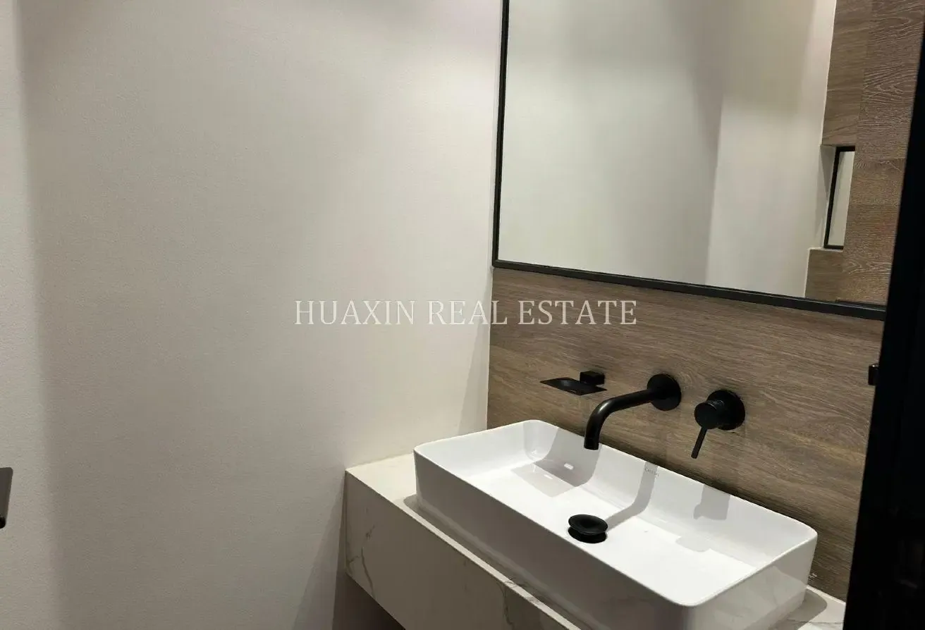 HIGH FLOOR l MAID'S ROOM l FULLY FURNISHED