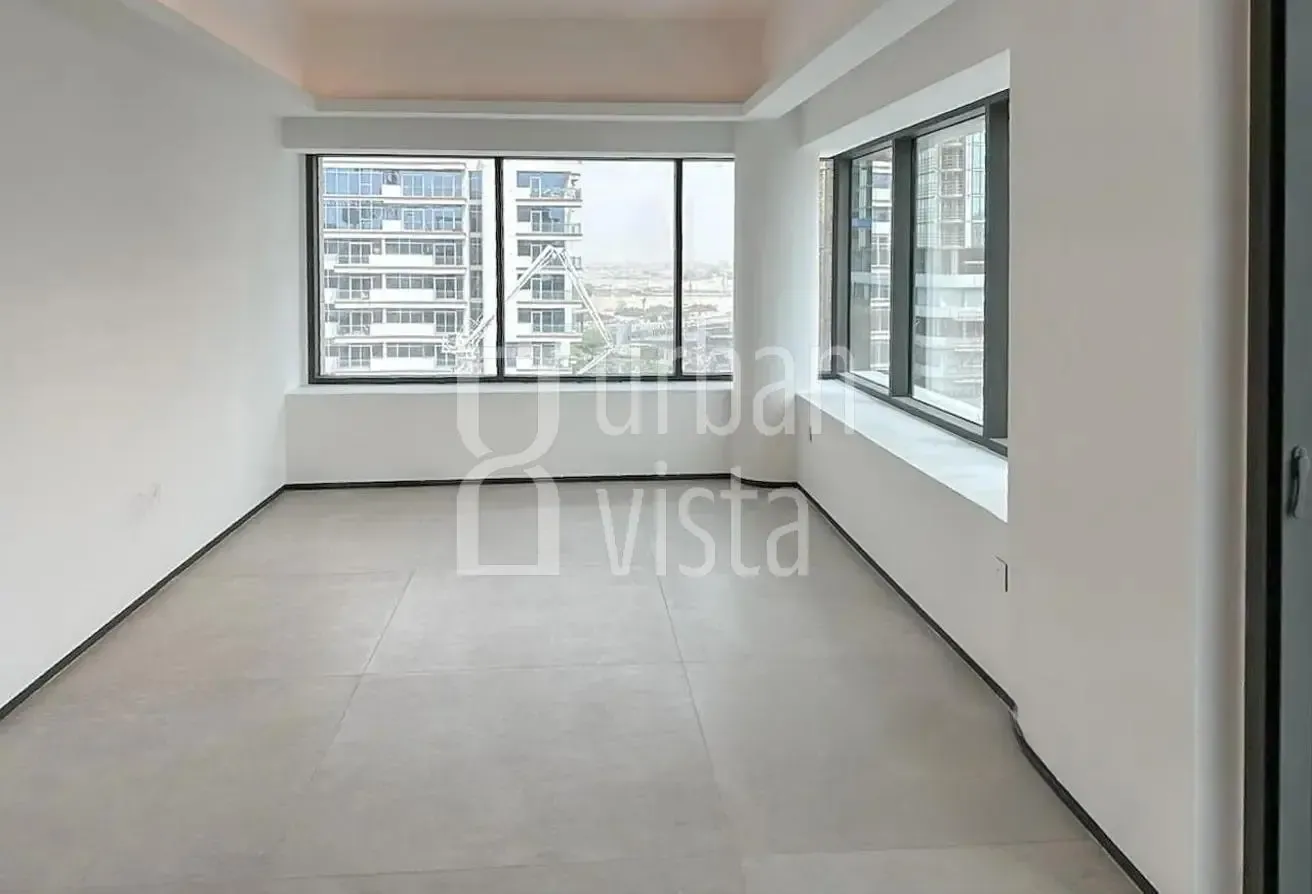 Maids Room | Corner Unit | Spacious