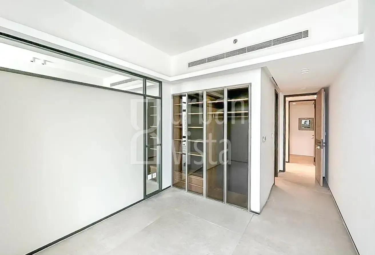 Maids Room | Corner Unit | Spacious