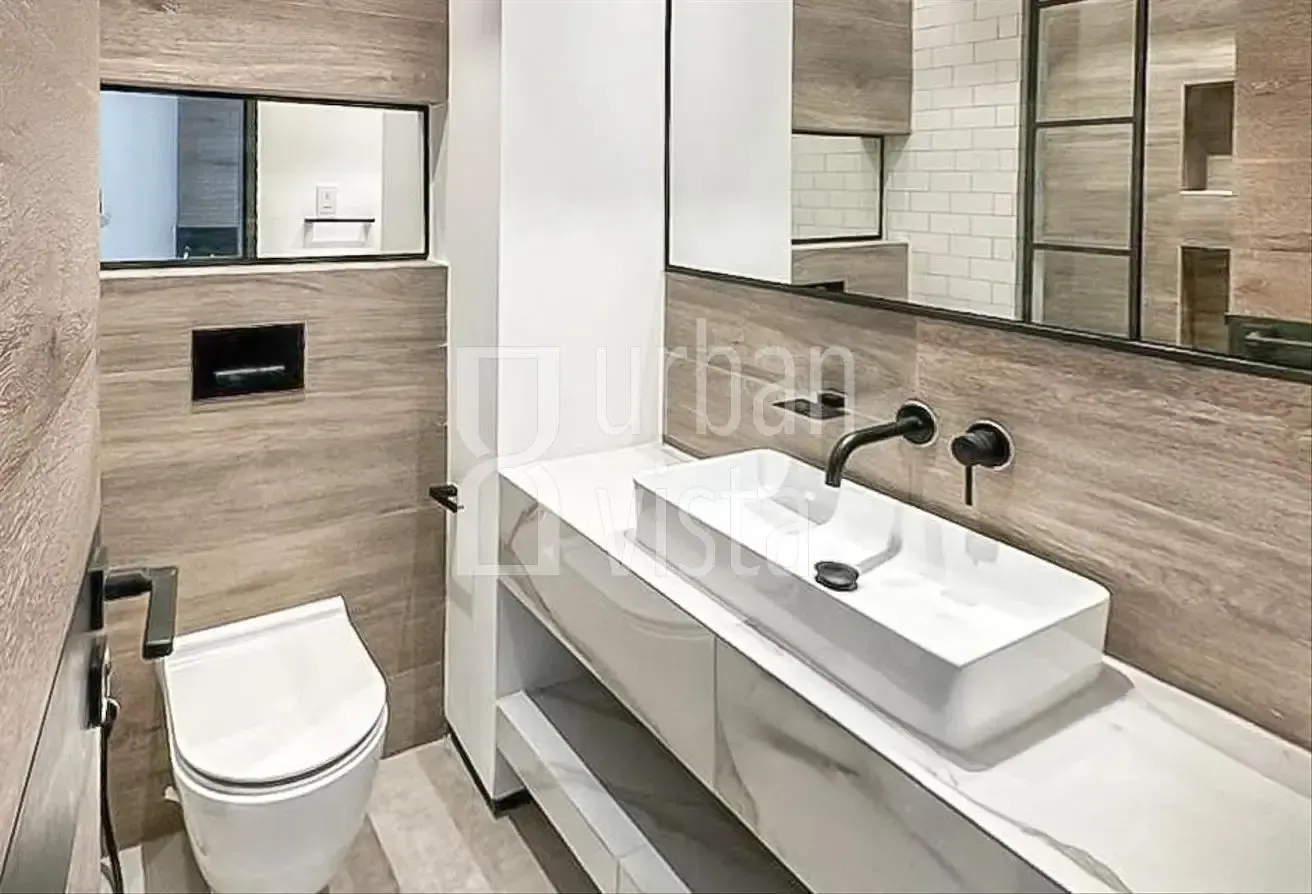 Maids Room | Corner Unit | Spacious