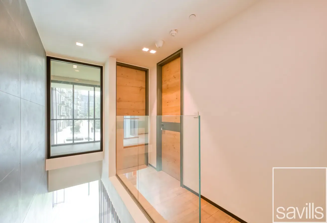 Duplex | Private Roof Terrace | Prime Location