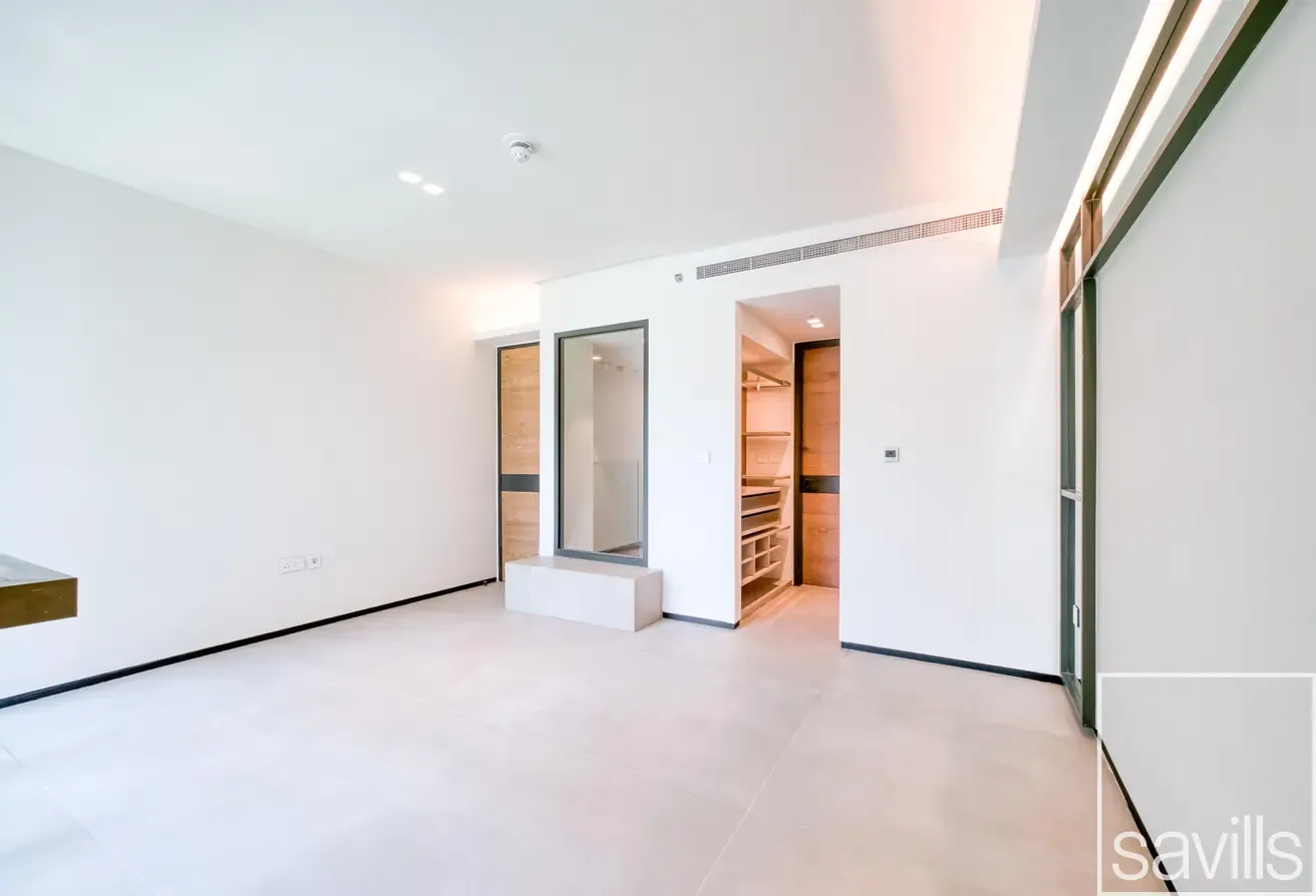Duplex | Private Roof Terrace | Prime Location