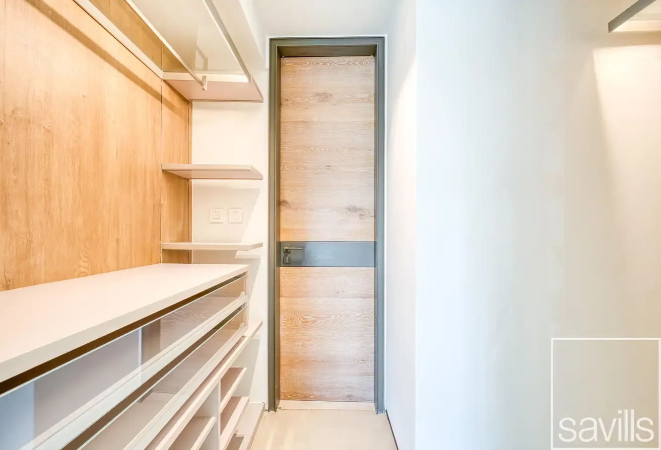 Duplex | Private Roof Terrace | Prime Location