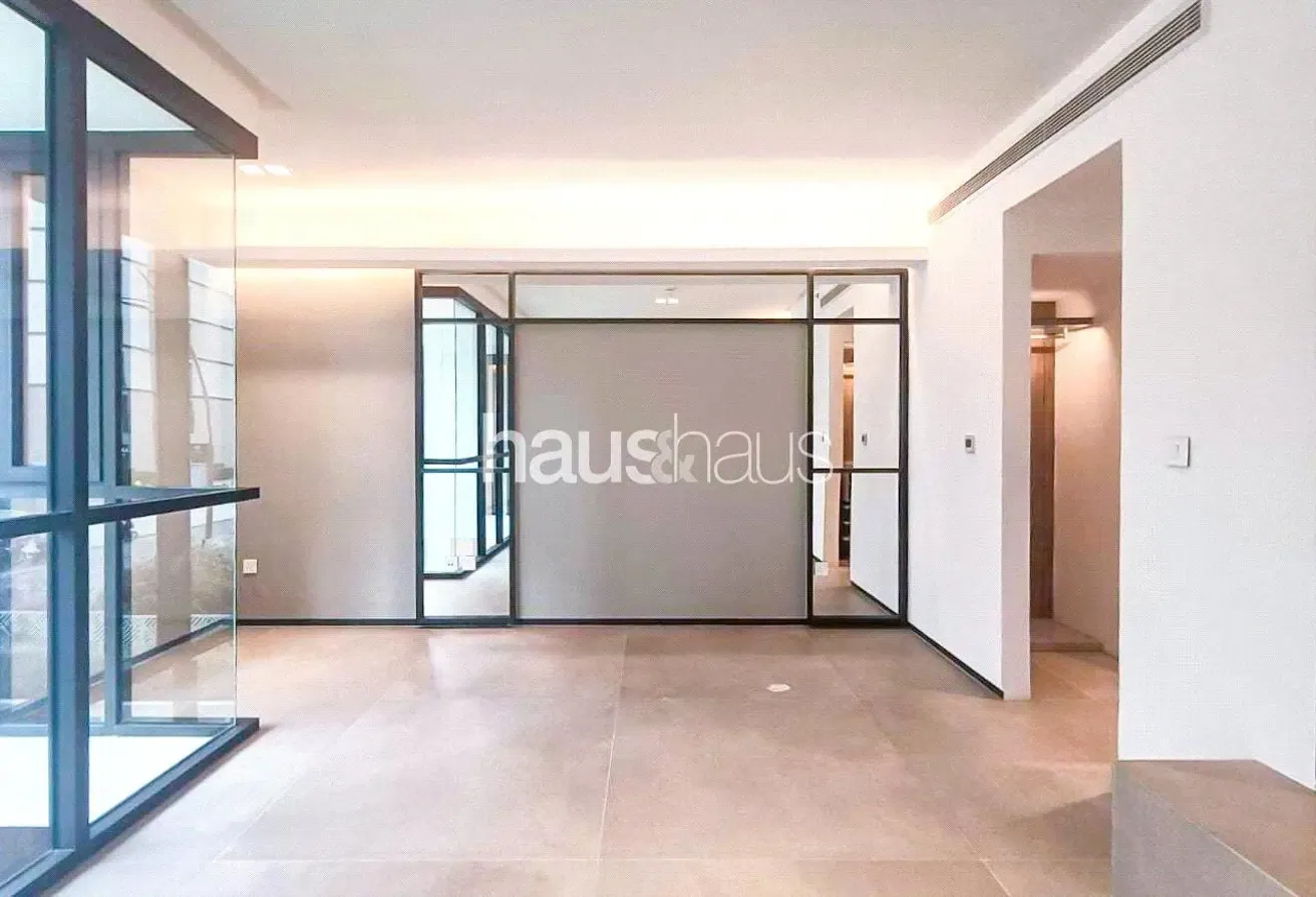 Duplex | Roof Terrace | Available Now