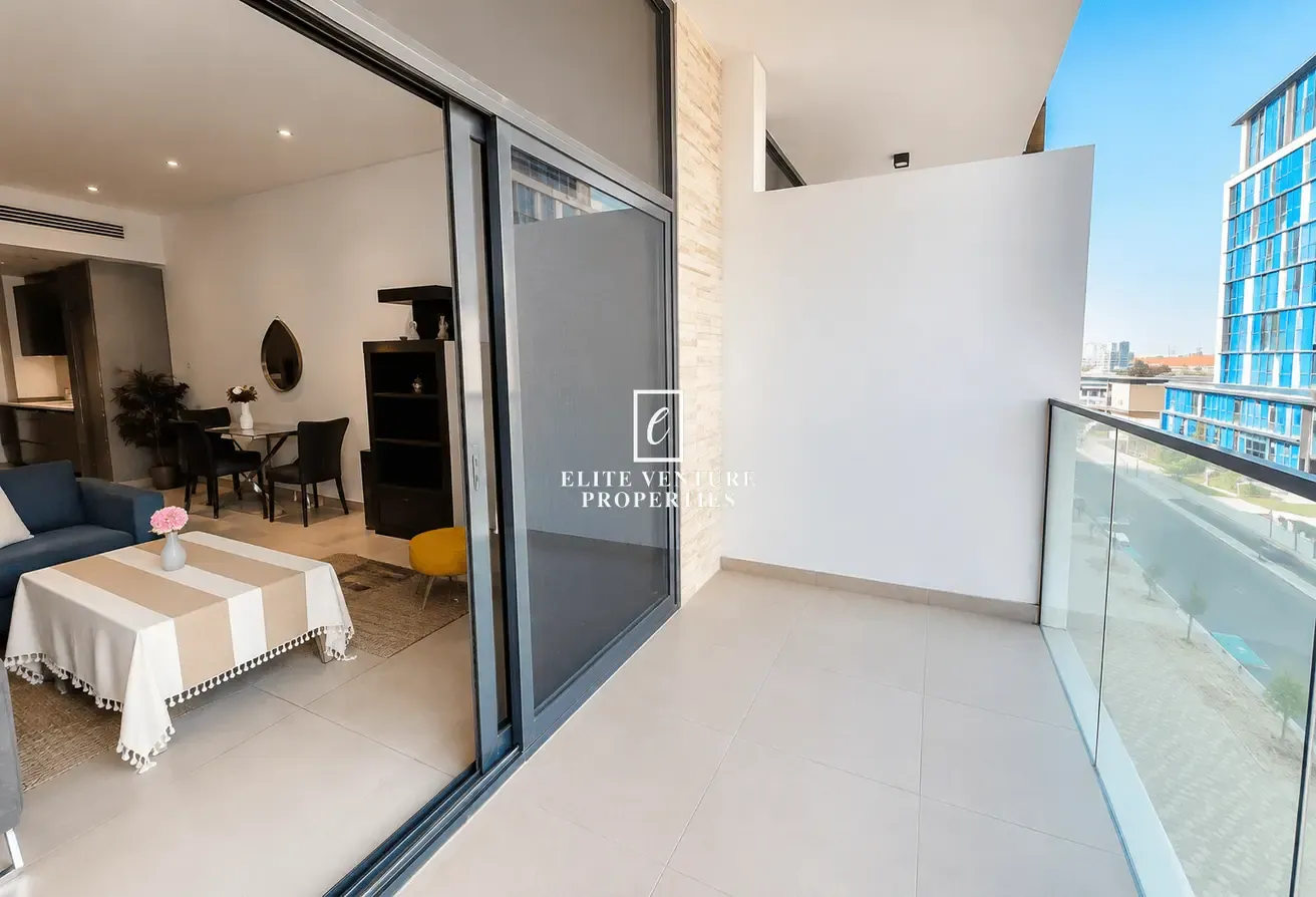 FULLY FURNISHED | LUXURIOUS LIVING | SPACIOUS